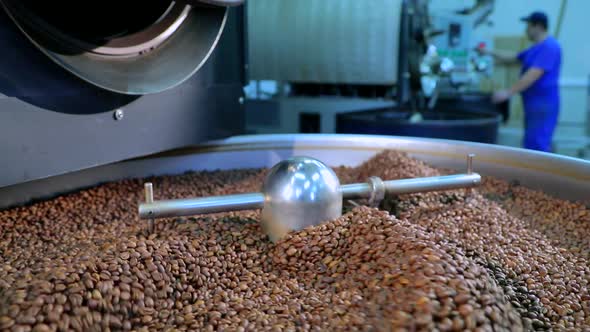 Cooling coffee beans after roasting