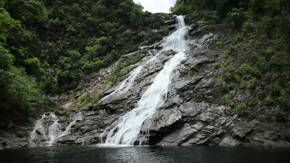 Tonanri Waterfall Landscape, Nature of the Southern Part of Hainan Province, China alt