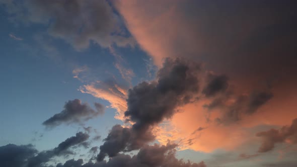 4 Clouds, Timelapse