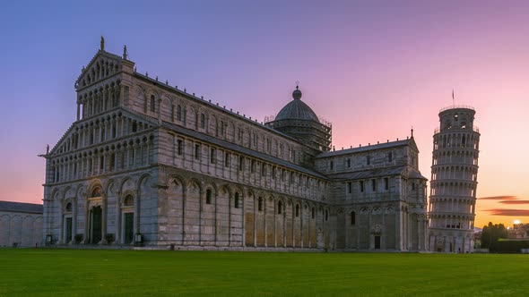 Sunrise Time Lapse of Pisa Leaning Tower , Italy alt