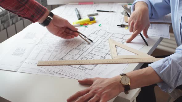 Busy Engineer Man Making Drawing alt