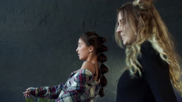 Modern Group of School Kids are Perform the Dance alt