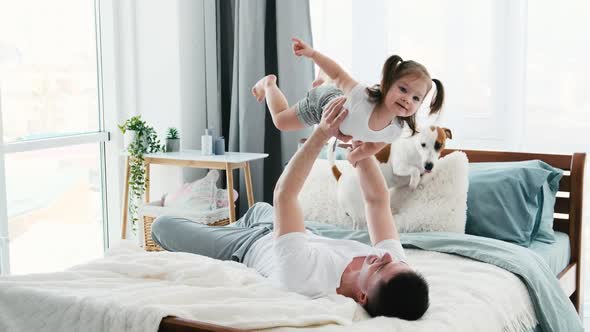 Lovely Family Morning alt