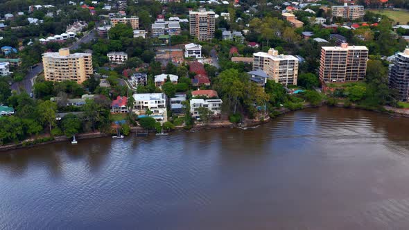 Aerial View Of Coastal City Of Brisbane Rivershore In Queensland, Australia. alt