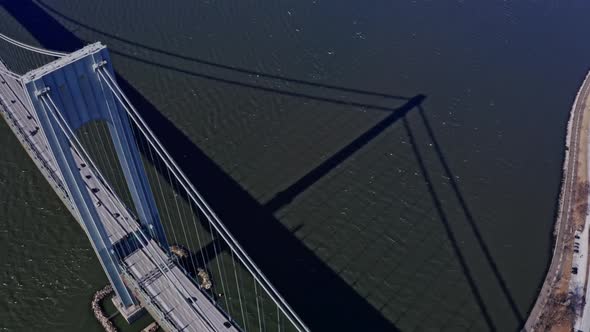 Verrazano Bridge and the East River in New York City alt