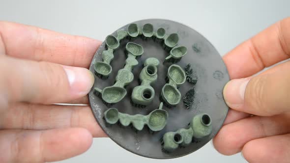 Dental Crowns Printed on Metal 3d Printer Laser Sintering Machine alt