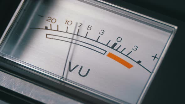 Analog Signal Indicator with Arrow. Meter of the Audio Signal in Decibels alt