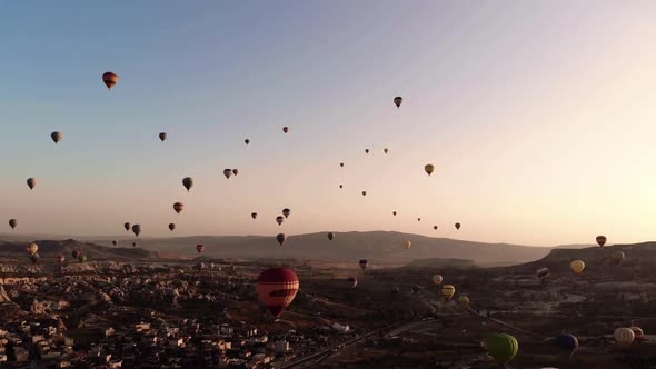 Cappadochia Hot Air Balloons Sunset alt