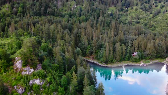Beautiful Summer Landscape on the Lake Ödsee in the Mountains in Upper Austria Salzkammergut alt