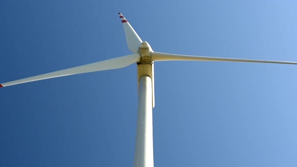 Windmills For Electric Power Production  alt