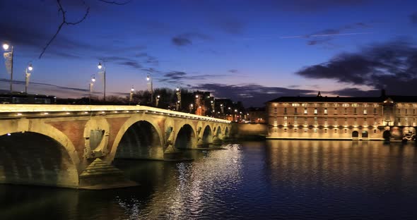 Pont Neuf and Former Building of Toulouse hospital, Toulouse, France