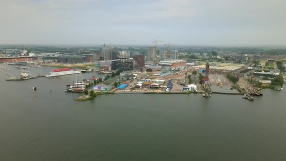 NDSM Wharf in Amsterdam alt