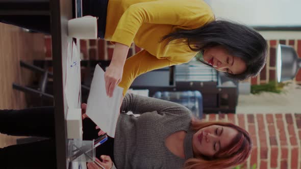 Vertical Video Office Workers Meeting to Research Project Application alt