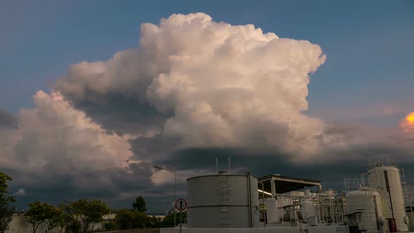 Strom over Oil Tank alt