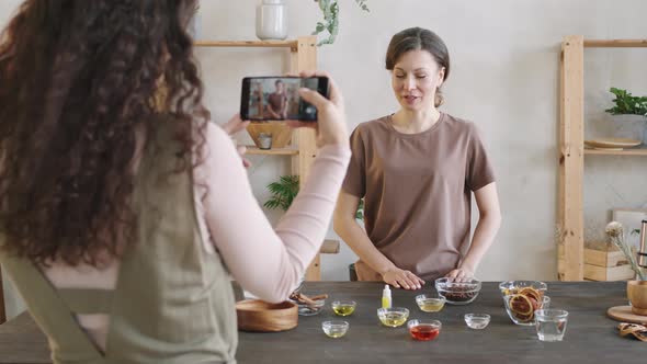 Video Tutorial Of Making DIY Soap alt