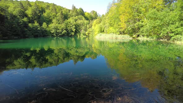 Galovac Lake in Plitvice Lakes National Park alt