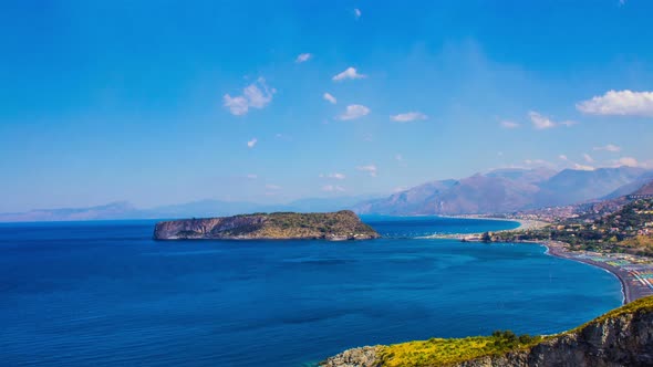 Dino Islandin Calabria, South Italy alt