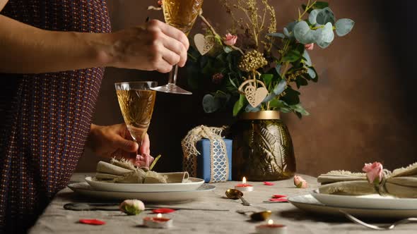 Festive Romantic Dinner Table Setting alt