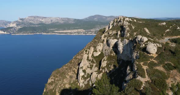 Ridges road, over the Cassis bay, Provence, France alt