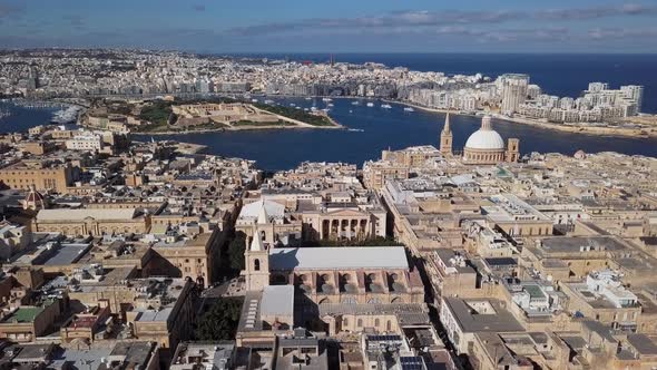 Aerial View of Valletta, Malta alt