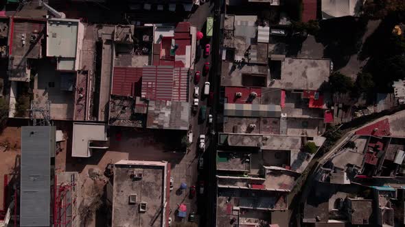 Cenithal view of the city of Cuautepec, one of the most dangerous zones in Latam alt