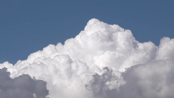 Cloud Motion Time Lapse alt