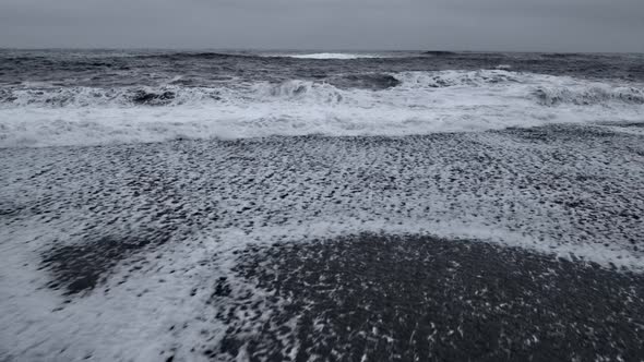 The Black sand Canvas alt