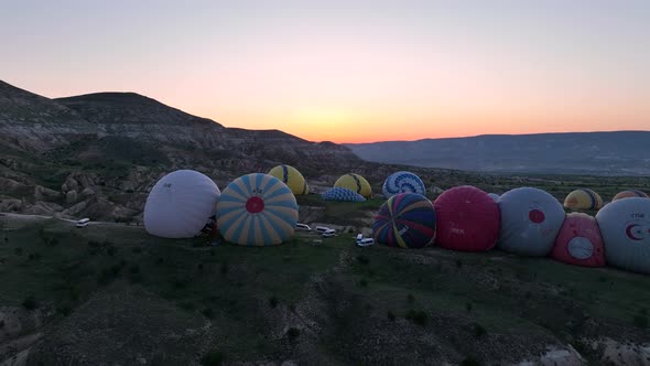 The Cappadocia region of Turkey is the most popular location in the world for hot air ballooning. alt