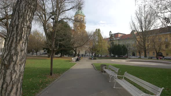 Alley in a park, Maribor alt