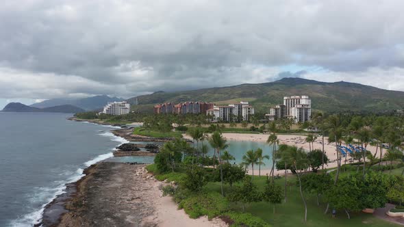 Rising aerial shot of coastal lagoons in Ko'Olina on the island of O'ahu, Hawaii. 4K alt