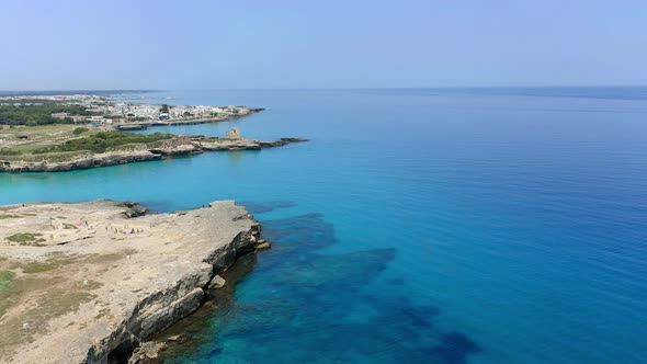 Coastline and sea near Torre Rinalda, Lecce, Apulia, Italy alt