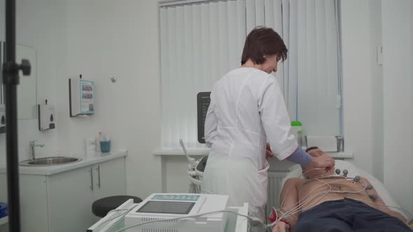 Medical Equipment for Electrocardiogram alt