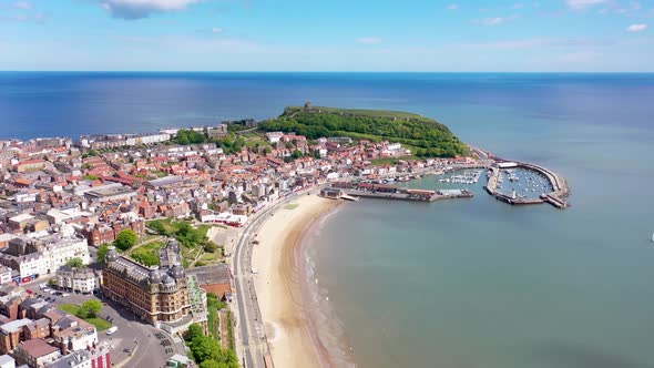 Aerial footage of the beautiful seaside coastal town of Scarborough alt