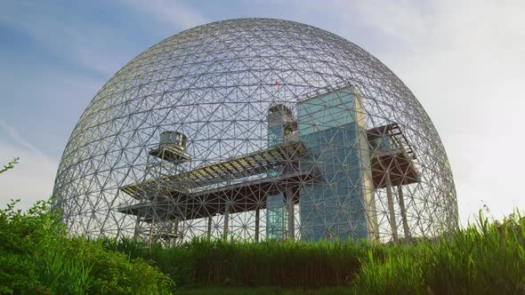 The Montreal Biosphere alt