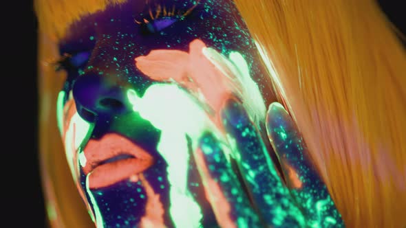 Fluorescent Body Art alt