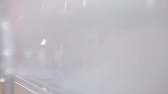 Automatic Steam Cleaning of Coffee Machine alt