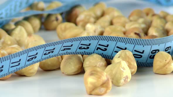 Hazelnut And Measurement 4 alt