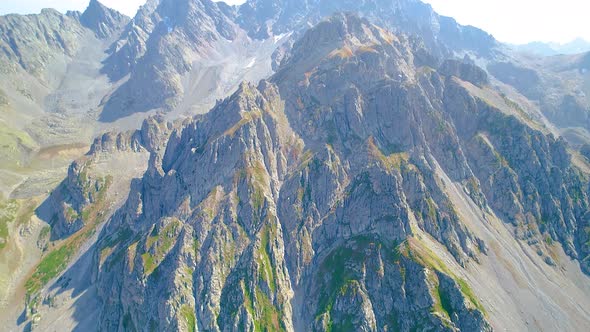 towards the high mountains alt