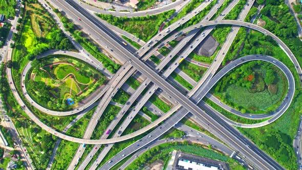 4K : Aerial view and top view of traffic on city. alt