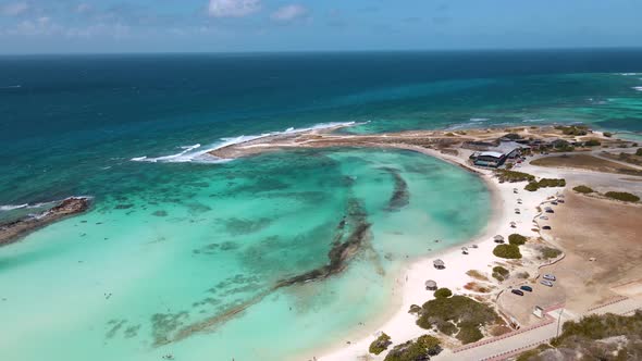 Amazing Baby Beach and Coast on Aruba Caribbean White Beach with Blue Ocean Tropical Beach alt
