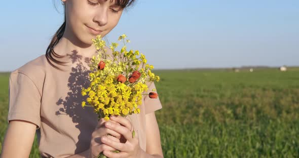 Poses with Wildflowers alt