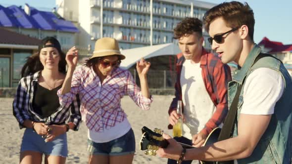 Summer Party on the Beach alt