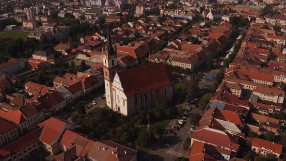 Aerial view of the Evangelical Church in Bistrita alt