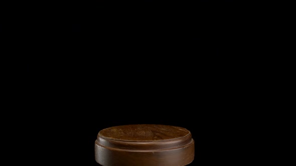 Gavel pounded on block, Slow Motion alt