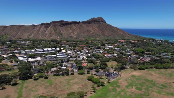 Diamond Head Volcano Aerial Push In alt