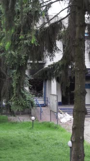 Vertical Video of a Wartorn Police Station in Ukraine alt