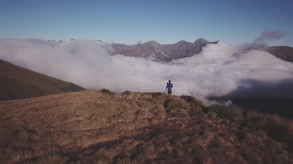Picturesque mountain hut in New Zealand alt