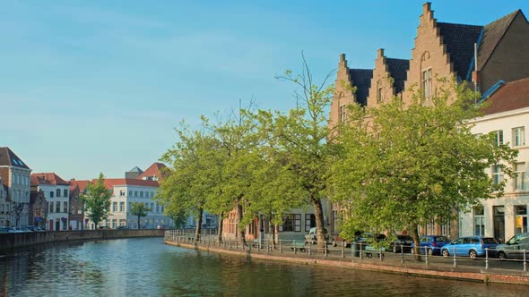 Canal and Old Houses alt