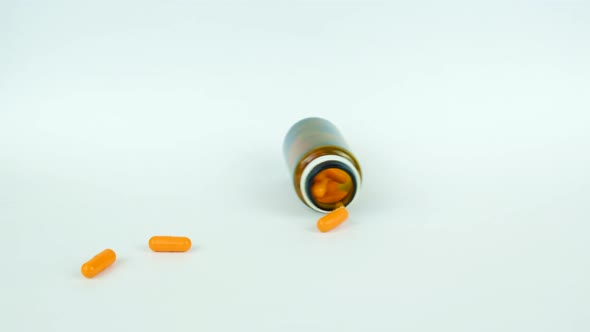 Tablets in Capsules alt