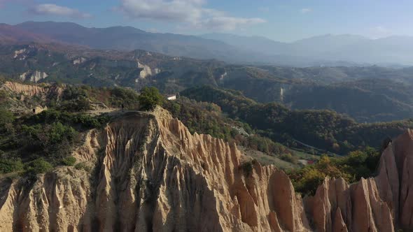 Beautiful Mountains alt